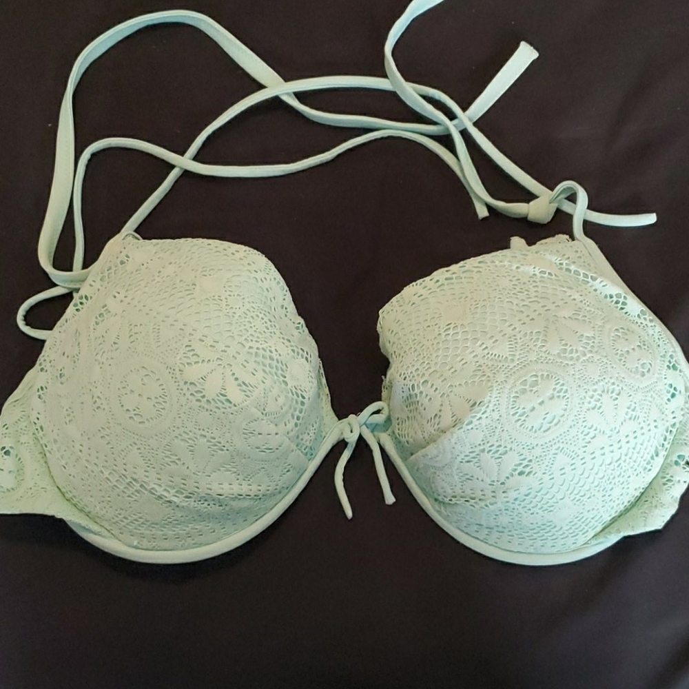 VS Swim 36DD Pushup top